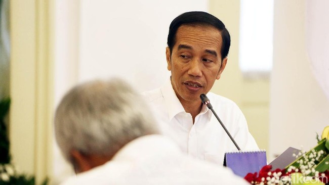 Sebut Gas Industri Mahal, Jokowi Minta Menteri ESDM Turun Tangan