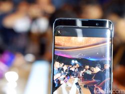 Potret Peluncuran Ponsel Termahal Oppo di Jakarta