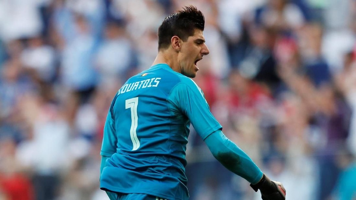 Thibaut Courtois membuat Real Madrid kini mengoleksi lima orang kiper (Foto: Lee Smith/Reuters)