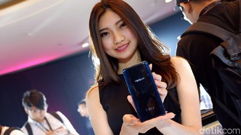 Hadirnya Find X sendiri disebut menjawab penantian panjang penggemar akan seri Find. Karena sebagaimana diketahui, seri Find Oppo terakhir dirilis di Indonesia pada tahun 2014 dengan Find 7. (Foto: detikINET/Adi Fida Rahman)