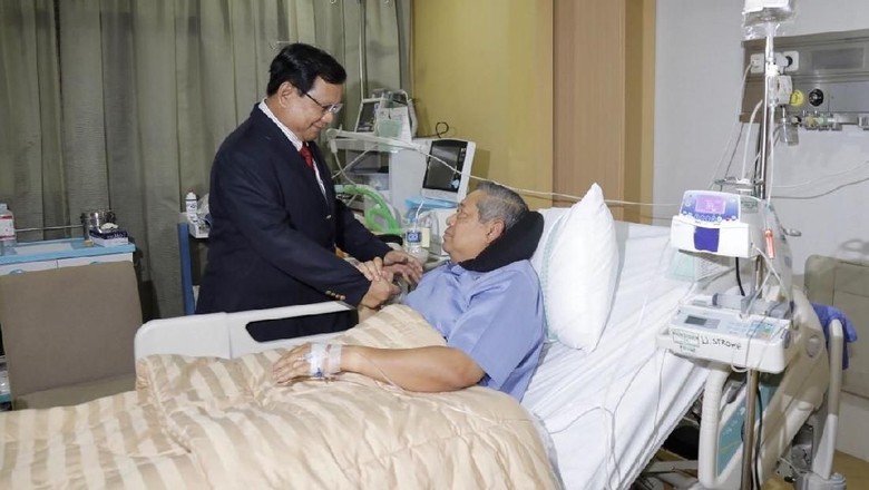 Ada Tulisan Unit Stroke di Ruang Perawatan SBY, Begini Faktanya Ada Tulisan Unit Stroke di Ruang Perawatan SBY, Begini Faktanya