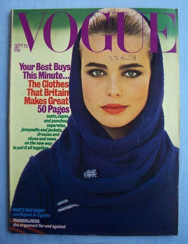 Majalah Vogue sebagai salah satu majalah fashion tertua di dunia pernah menampilkan beragam gaya di sampulnya. Tak terkecuali tren scarf yang pernah hits di tahun 1960-an. Foto: Istimewa