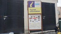 Traveler yang ke sini, tidak perlu takut tersesat. Beberapa informasi untuk turis tersedia di kawasan Little India (Shinta/detikTravel)