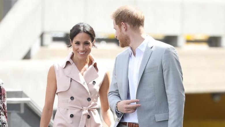 Pangeran Harry Tak Suka Gaya Baju Meghan Markle Pangeran Harry Tak Suka Gaya Baju Meghan Markle
