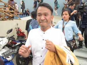 Tegas! Ruben Onsu Pecat Karyawan yang Pukul Ojol di Lampung