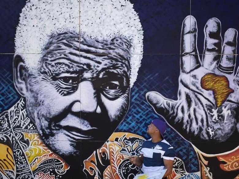 Sketsa Nelson Mandela saat Mendekam di Penjara Dilelang Rp 1,3 M Sketsa Nelson Mandela saat Mendekam di Penjara Dilelang Rp 1,3 M
