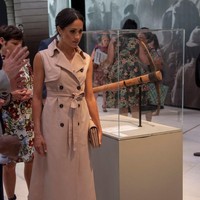 Nina sangat mengapresiasi pilihan Meghan sebagai bentuk dukungan kepada desainer Kanada. Sungguh sebuah kehormatan bagi saya menjadi desainer ready-to-wear Kanada pertama yang karyanya dipakai Meghan sejak pernikahannya, lanjut Nonie. (Foto: Getty Images)