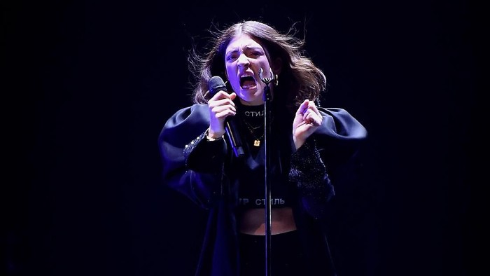 NEW YORK, NEW YORK - APRIL 04:  Lorde Performs at Melodrama World Tour  at Barclays Center on April 4, 2018 in New York City.  (Photo by Nicholas Hunt/Getty Images)