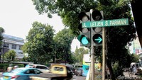 Salah satu jalan yang terkena perluasan sistem ganjil genap ini adalah Jalan Letjen S.Parman.