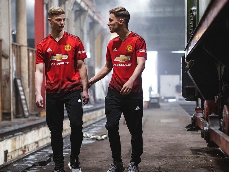 8 Jersey Termahal di Premier League 2018/2019