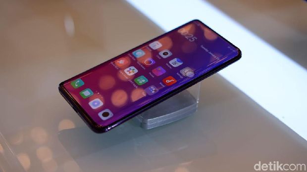 Pemesanan Awal Oppo Find X Diklaim Tinggi