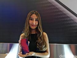 Potret Peluncuran Ponsel Termahal Oppo di Jakarta
