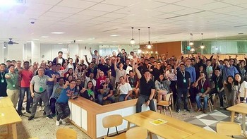 Ide berawal ketika teman kulian Tan mengeluhkan sulitnya memesan taksi saat berkunjung ke Malaysia. Lalu mengatakan Kakek buyutmu kan sopir taksi dan kakekmu memulai industri mobil Jepang di Malaysia, jadi kamu harusnya berbuat sesuatu untuk mengatasi masalah itu, kata temannya lagi.   (Foto: Instagram)