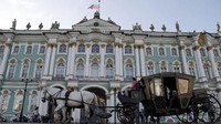 State Hermitage Museum berada di St Peterburg, Rusia. Museum ini dibangun pada tahun 1852 oleh Ratu Cathrerine II. (REUTERS/Henry Romero)