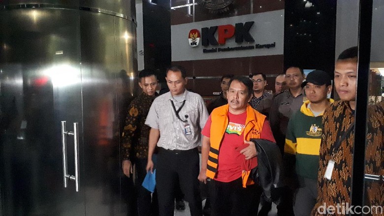 Bupati Labuhanbatu Tersangka Suap Pernah Ikut Kegiatan Pencegahan KPK Bupati Labuhanbatu Tersangka Suap Pernah Ikut Kegiatan Pencegahan KPK