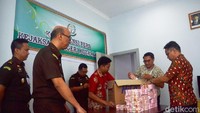 Foto: Prof Teja sebelumnya dituntut dengan penjara 10 tahun dan denda Rp 600 Juta. Prof Teja juga diwajibkan membayar uang pengganti Rp 4,9 miliar. (ist)