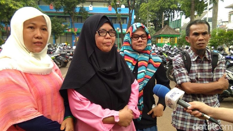 Agen First Travel Sambangi Kejagung Tanya Status Aset Agen First Travel Sambangi Kejagung Tanya Status Aset