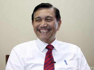 Kali Kedua Luhut Pegang Komando Penanganan Corona