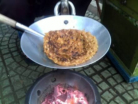 kerak telor kerak telor