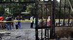 Penampakan Lapak Pedagang yang Hangus Terbakar di Kelapa Gading