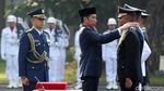 Foto: Jokowi Lantik Ratusan Taruna-Taruni Akmil dan Akpol