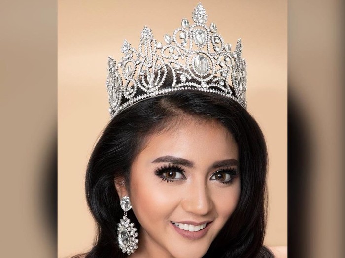 Karina Nandia Saputri. Foto: Instagram @karinandiasa Karina Nandia Saputri. Foto: Instagram @karinandiasa