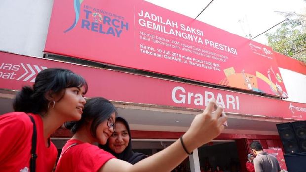 Telkomsel Kawal Pawai Obor Asian Games 2018