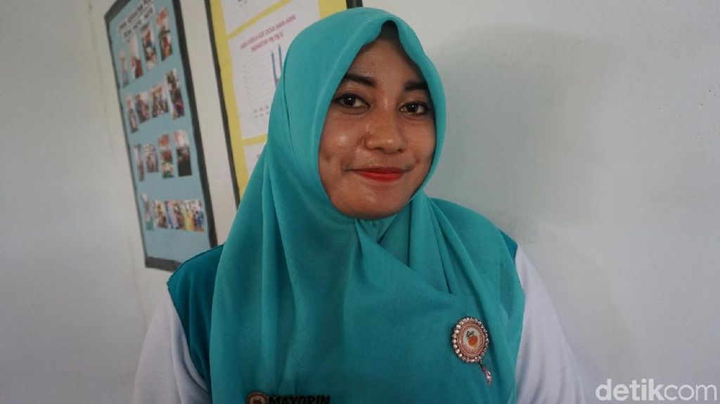 Perjuangan Bidan Desa Mayorin, Penolakan yang Berbuah Asa Perjuangan Bidan Desa Mayorin, Penolakan yang Berbuah Asa