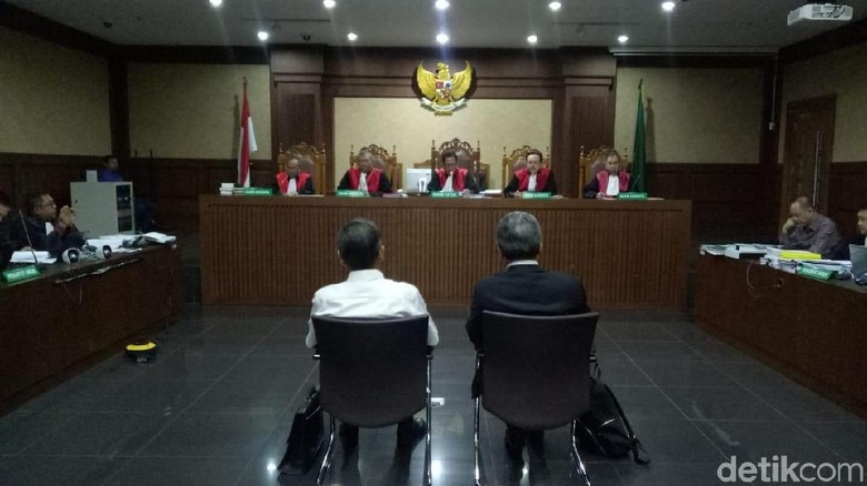 Eks Wapres Boediono dan Todung Mulya Lubis Bersaksi di Sidang BLBI Eks Wapres Boediono dan Todung Mulya Lubis Bersaksi di Sidang BLBI