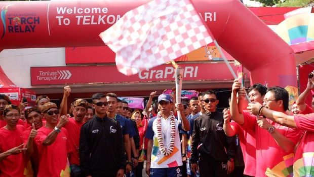 Telkomsel Kawal Pawai Obor Asian Games 2018