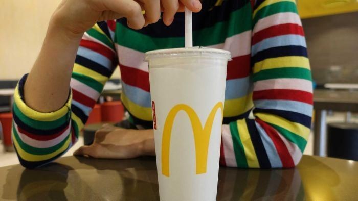 McDonalds Australia Mulai Gunakan Pipet Kertas Untuk Minuman