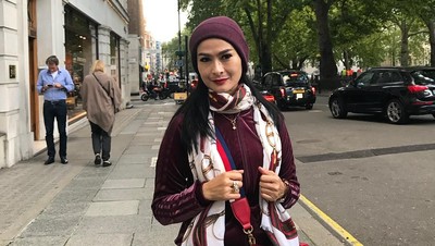 Gaya Mewah Iis Dahlia yang Lagi Di-bully karena Kritik Peserta Audisi