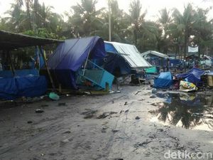Begini Kondisi Pantai Kebumen Usai Diterjang Gelombang 6 Meter