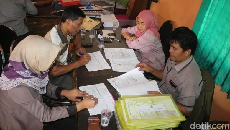 Di Bondowoso, Partai Garuda Daftarkan 2 Bacaleg Di Bondowoso, Partai Garuda Daftarkan 2 Bacaleg