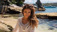 Di Australia pun ia seringkali mengunjungi aneka destinasi wisata (piamuehlenbeck/Instagram)