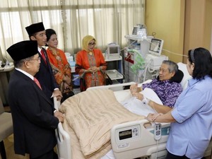Jenguk SBY di RSPAD, Jokowi: Beliau Kecapekan