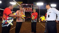 Ajang turnamen voli antar kampung ini digelar oleh Bank Mandiri Yogyakarta di Keceme, Sleman sejak Selasa (17/7) malam. Foto: dok. Mandiri
