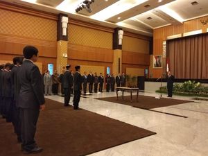 Thomas Lembong Lantik Dua Pejabat Eselon Satu di BKPM