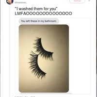 Menemukan bulu mata bekas di kamar mandi, suami wanita ini tak lantas membuang namun justru disimpan dan dibersihkan. Foto: Twitter