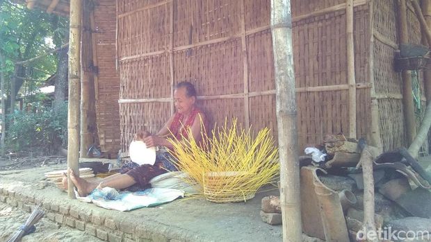 Menyapa Mbah Siti yang Terabaikan oleh Berbagai Klaim Kepedulian
