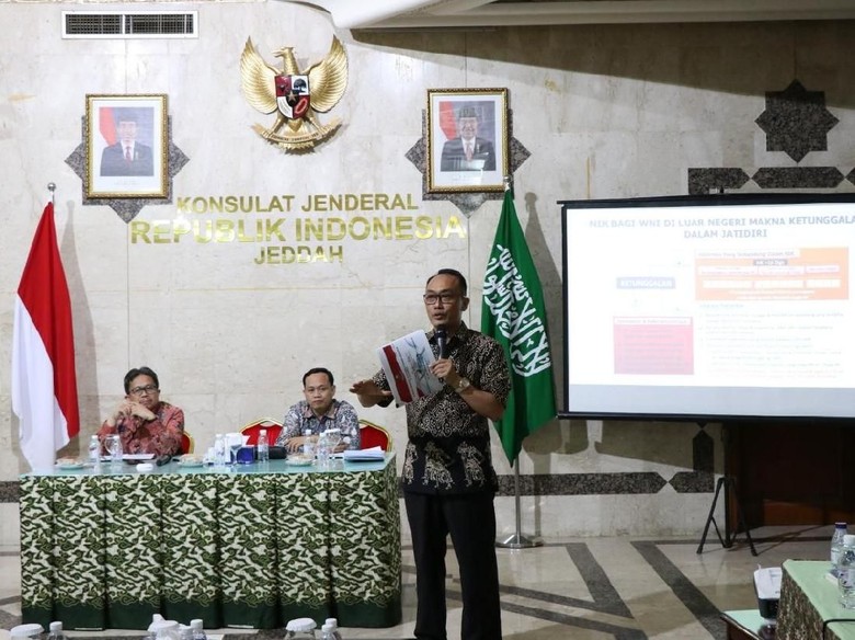 Kemendagri Kebut Pendataan WNI di Jeddah Kemendagri Kebut Pendataan WNI di Jeddah
