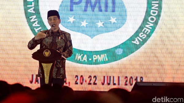 Presiden Jokowi Buka Munas VI IKA PMII