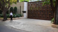 Rumah Ambani dinamai Antilia, terletak di Mumbai’s Tony Altamount Road. Istimewa/Vanity Fair.