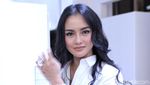 Deretan Seleb Hot Mom Rasa ABG
