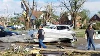 Marshalltown menjadi kota dengan kerusakan paling parah akibat hantaman tornado yang terjadi begitu tiba-tiba. Jami Dolezal/Twitter/via Reuters.