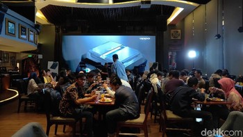 Mereka yang siap untuk merasakan inovasi terbaru dari Oppo Find X. (Foto: Lucki Aprilianto/detikcom)
