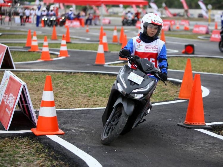 Honda Uji Skill Berkendara Instruktur