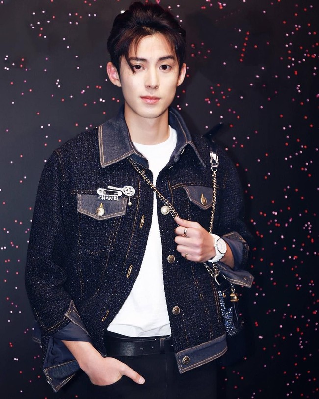 Sejak diumumkan sebagai pemeran Tao Ming Se, nama Dylan Wang langsung  jadi perbincangan. Ia pun banyak muncul di berbagai media dan sampul majalah. Foto: Instagram @itsdylanwang