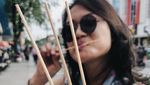 Minum Jus dan Ngopi, Begini Gaya Kulineran Mantan Puteri Indonesia Karina Nandia