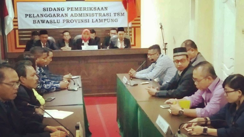 Majelis Hakim Nyatakan Arinal-Nunik Tak Terbukti Politik Uang Majelis Hakim Nyatakan Arinal-Nunik Tak Terbukti Politik Uang